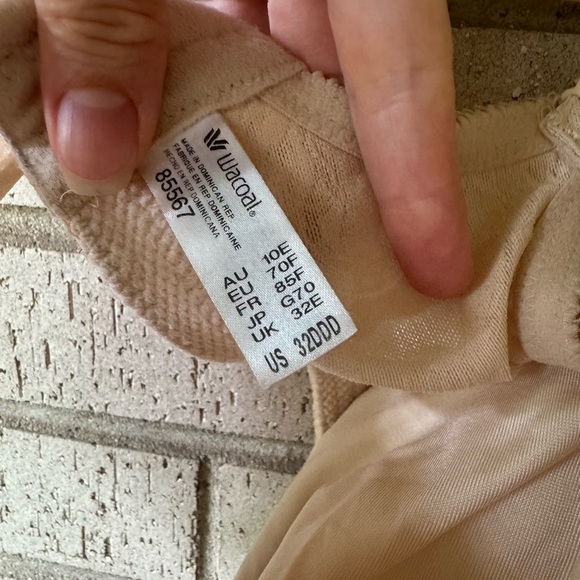 Wacoal Awareness Underwire Bra | 32DDD | Sand - Picture 6 of 6